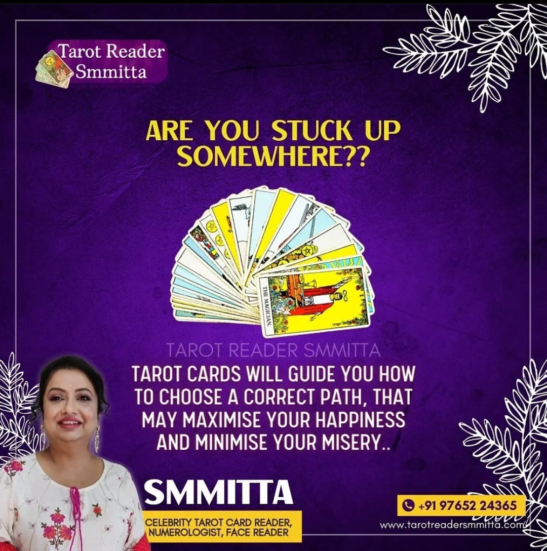 Tarot Reader Smmitta